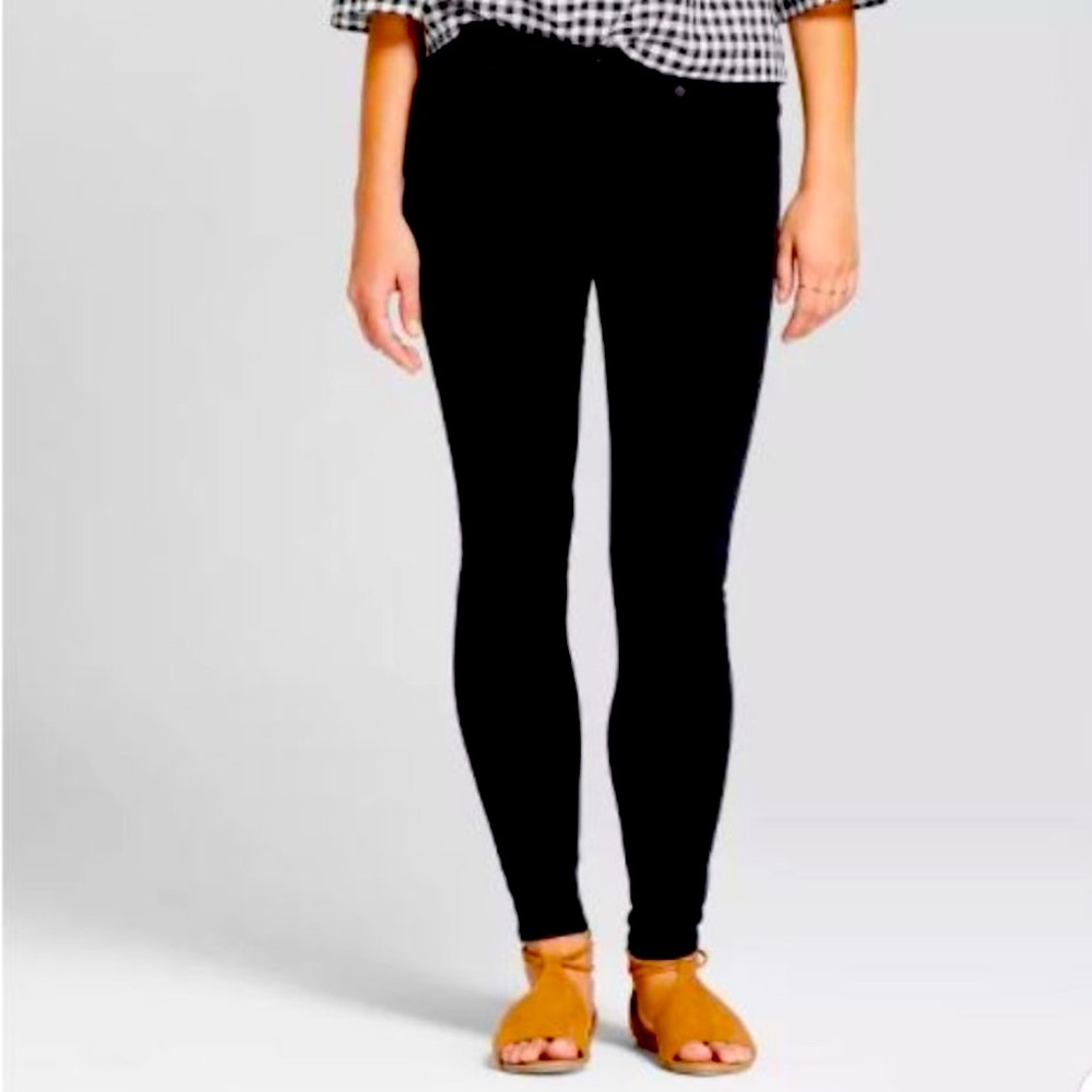 MOSSIMO Mid Rise Jegging